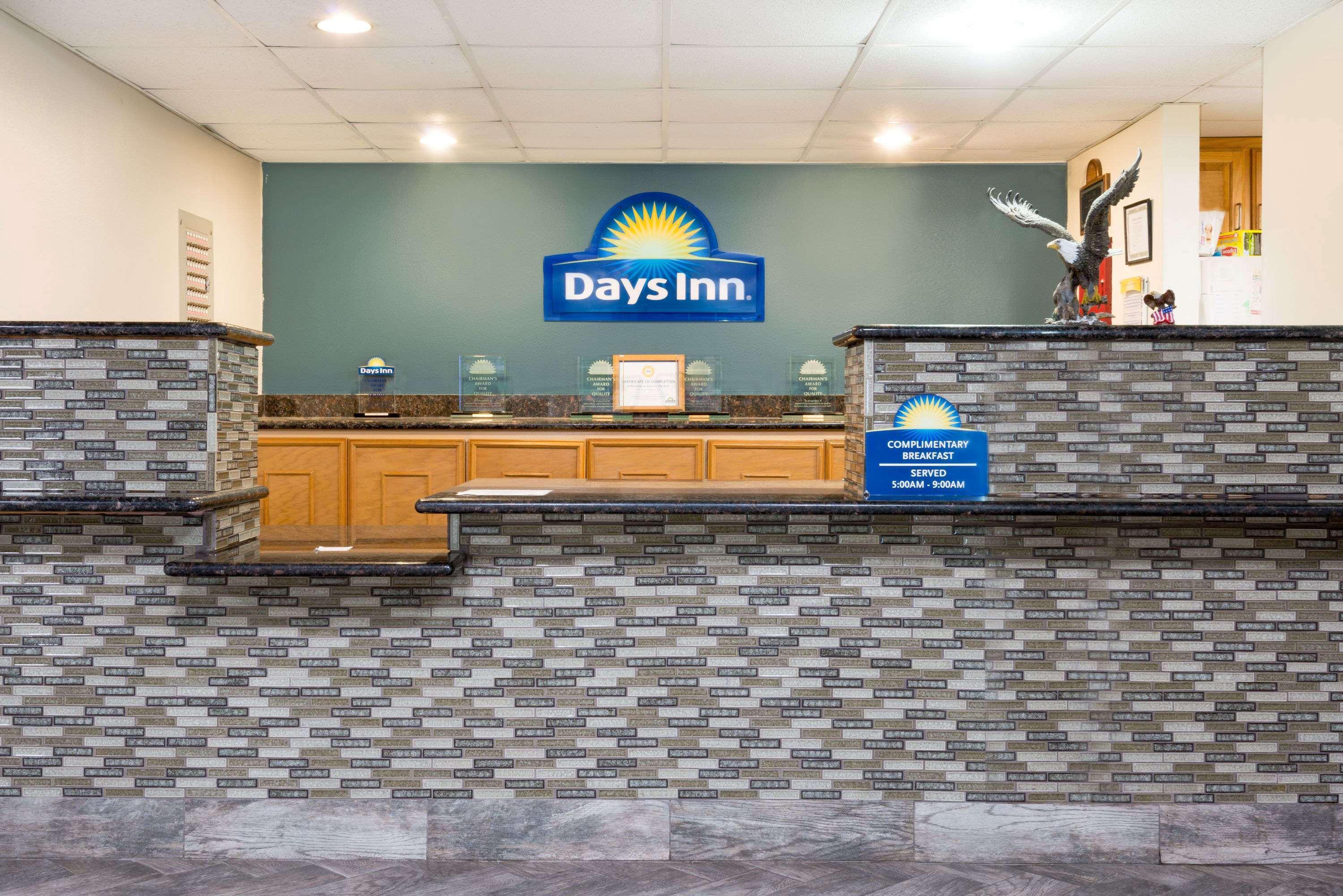 Days Inn By Wyndham דלהארט מראה חיצוני תמונה