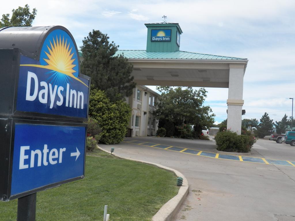 Days Inn By Wyndham דלהארט מראה חיצוני תמונה